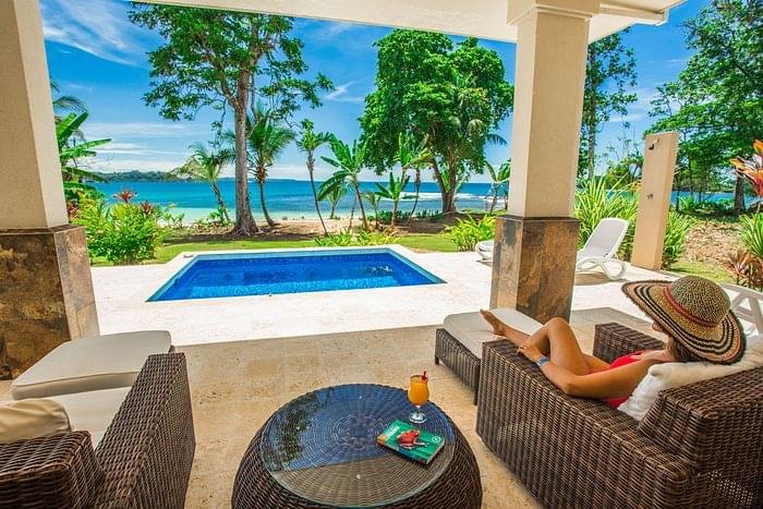 each villa has a private » Courses[GB]